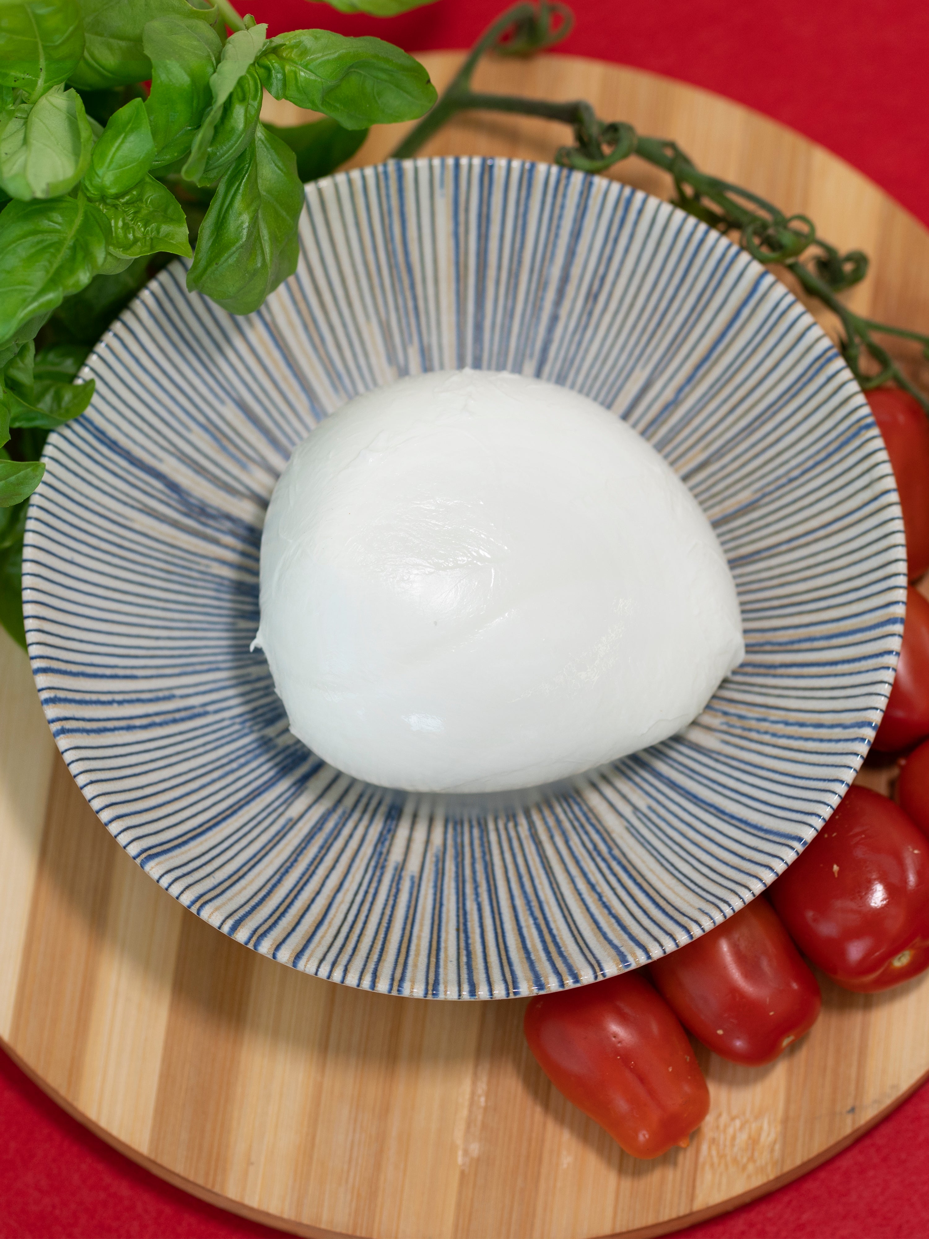 Mozzarella Cavaliere di latte 100% di Bufala