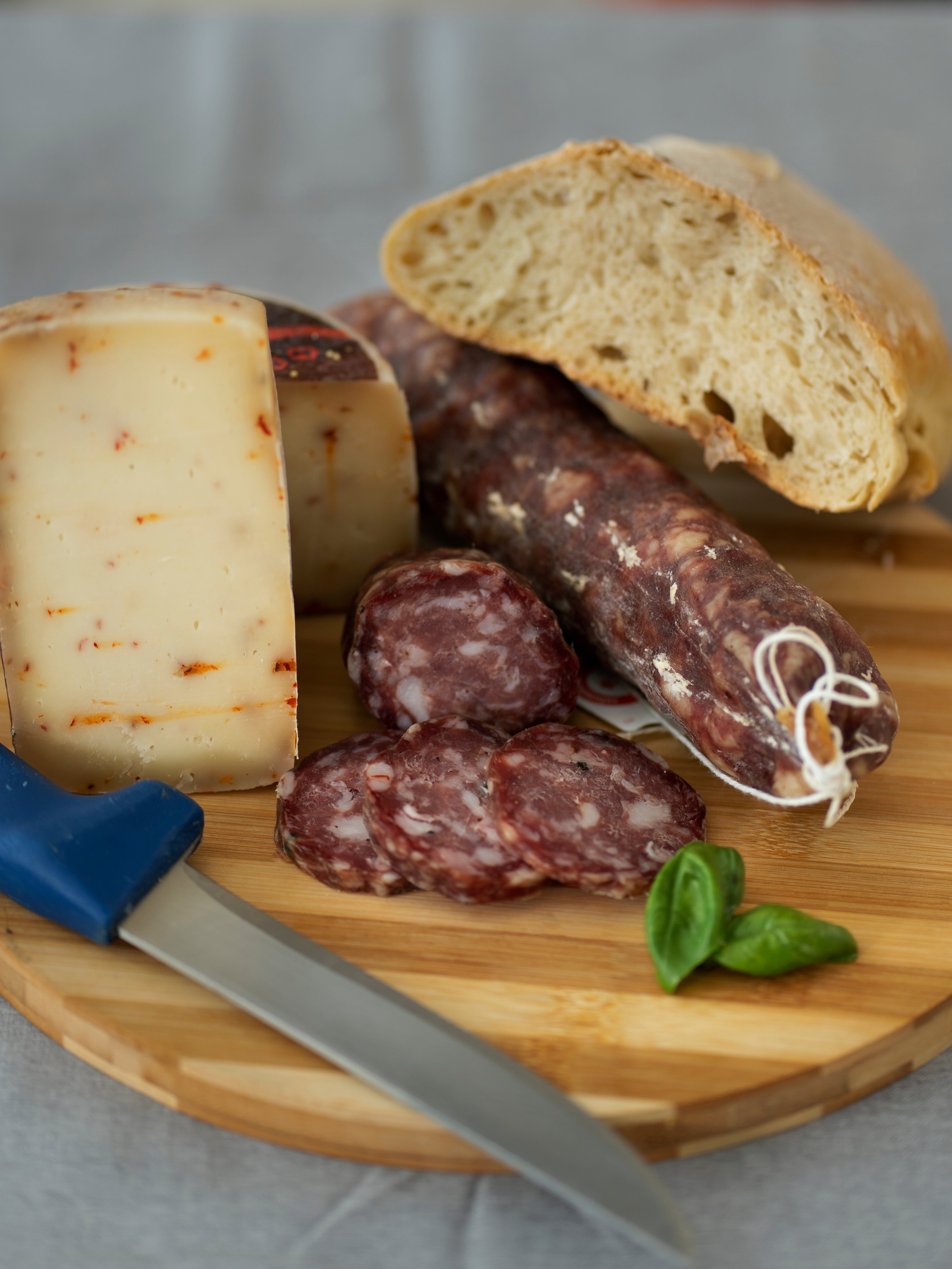 Salame paesano tipo "NAPOLI" CAVALIERE 330g circa
